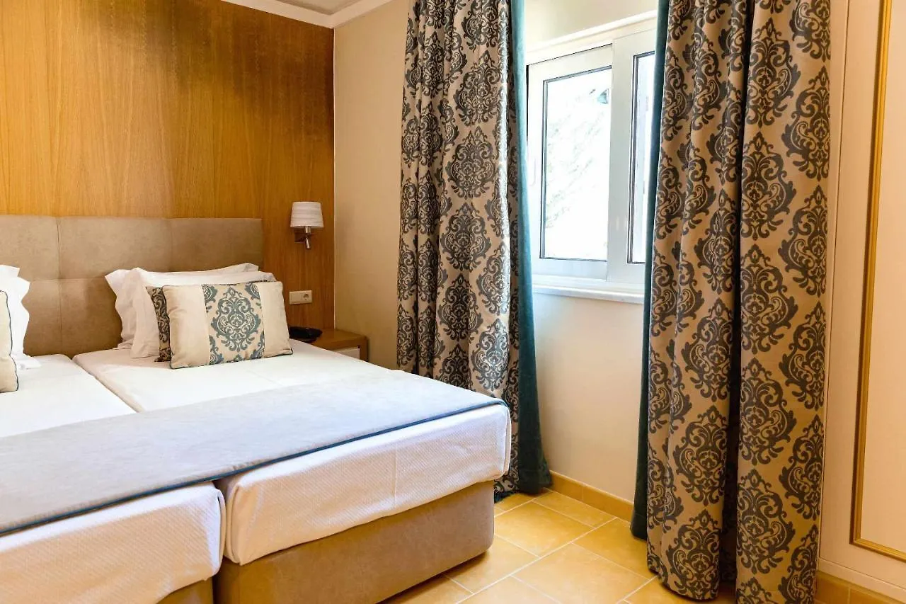 Albufeira Sol Villas I - Pool And Garden & Gym & Spa 0*,  Portugal