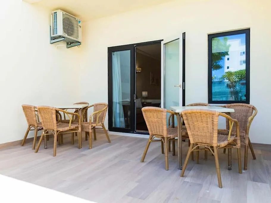 Albufeira Sol Villas I - Pool And Garden & Gym & Spa 0*,  Portugal