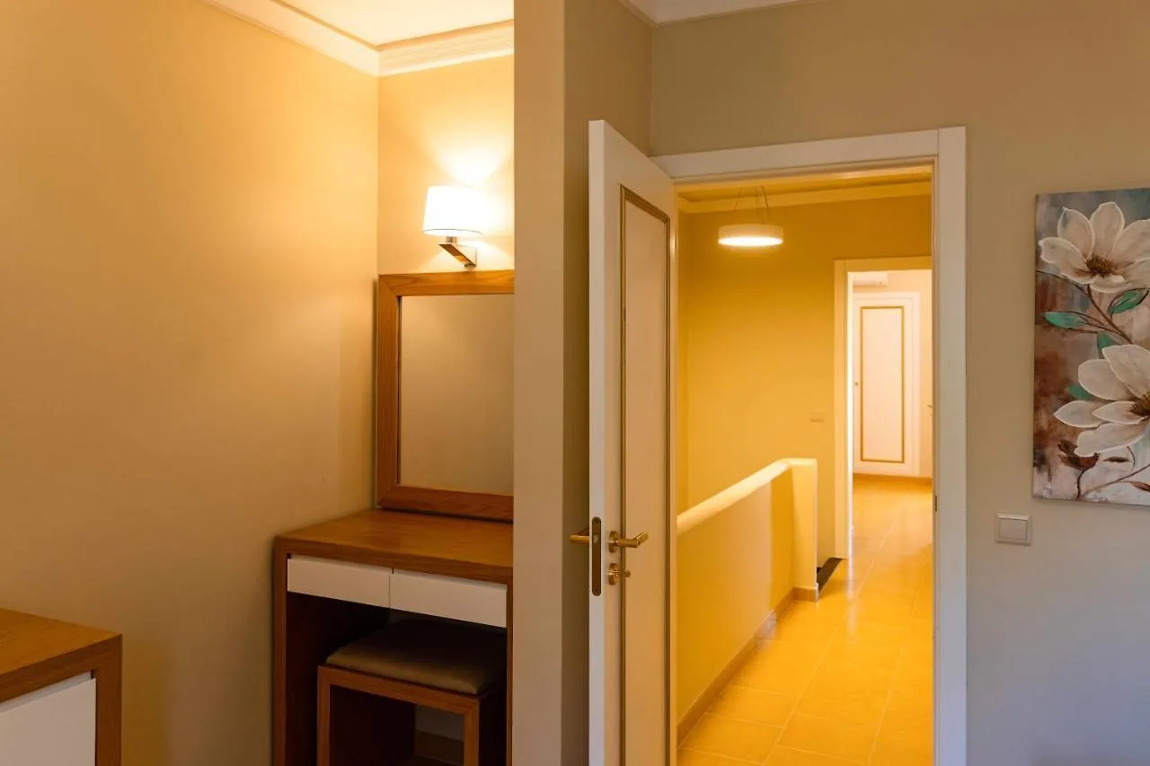 Albufeira Sol Villas I - Pool And Garden & Gym & Spa 0*,  Portugalsko